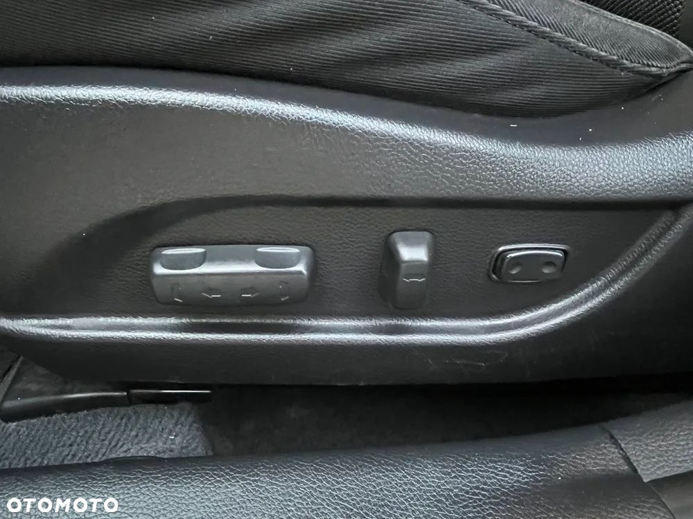 Hyundai i40 Kombi blue 1.7 CRDi Style - 25