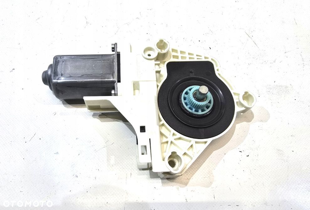 silniczek mechanizmu podnoszenia szyby prawy przód audi a1 8x 8x0959802c - 2