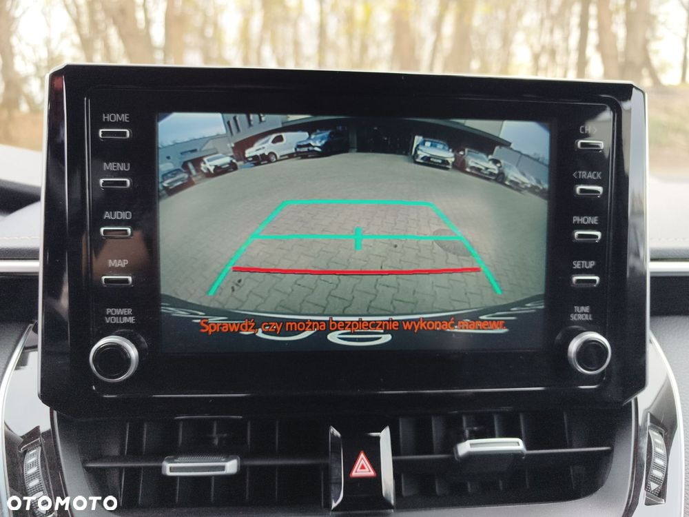 Toyota Corolla 1.8 Hybrid Executive - 19