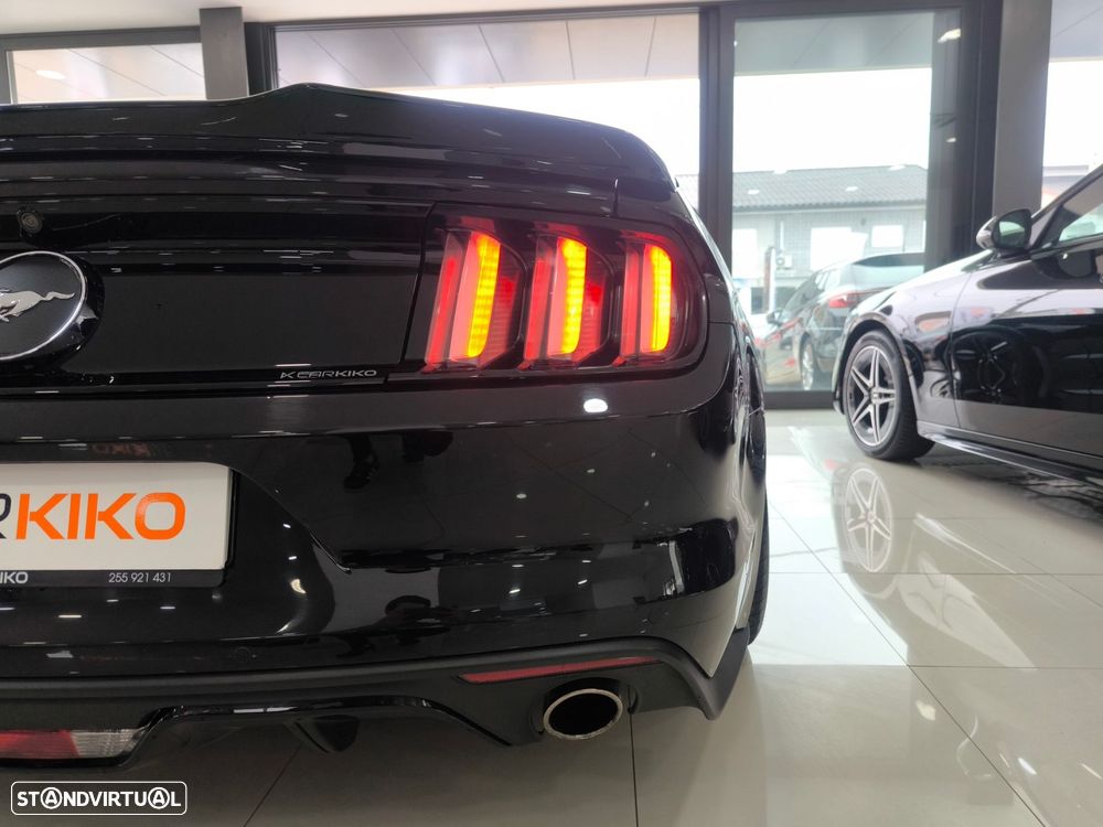 Ford Mustang 2.3i EcoBoost - 8