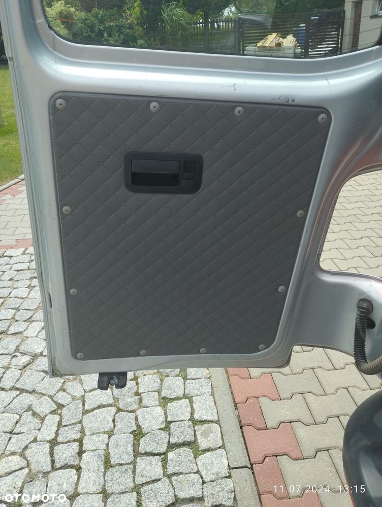 Volkswagen Caravelle 2.0 TDI L2 Highline - 11