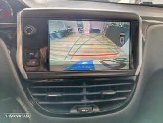 Peugeot 2008 1.2 PureTech Style - 25