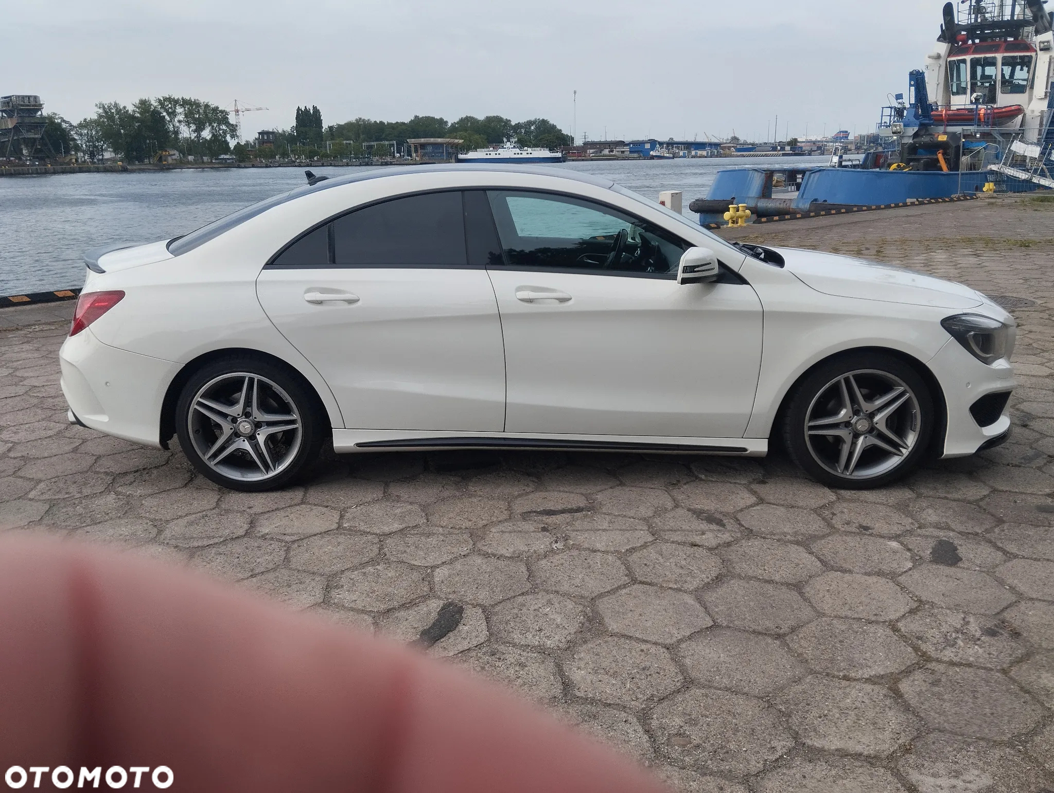 Mercedes-Benz CLA - 17