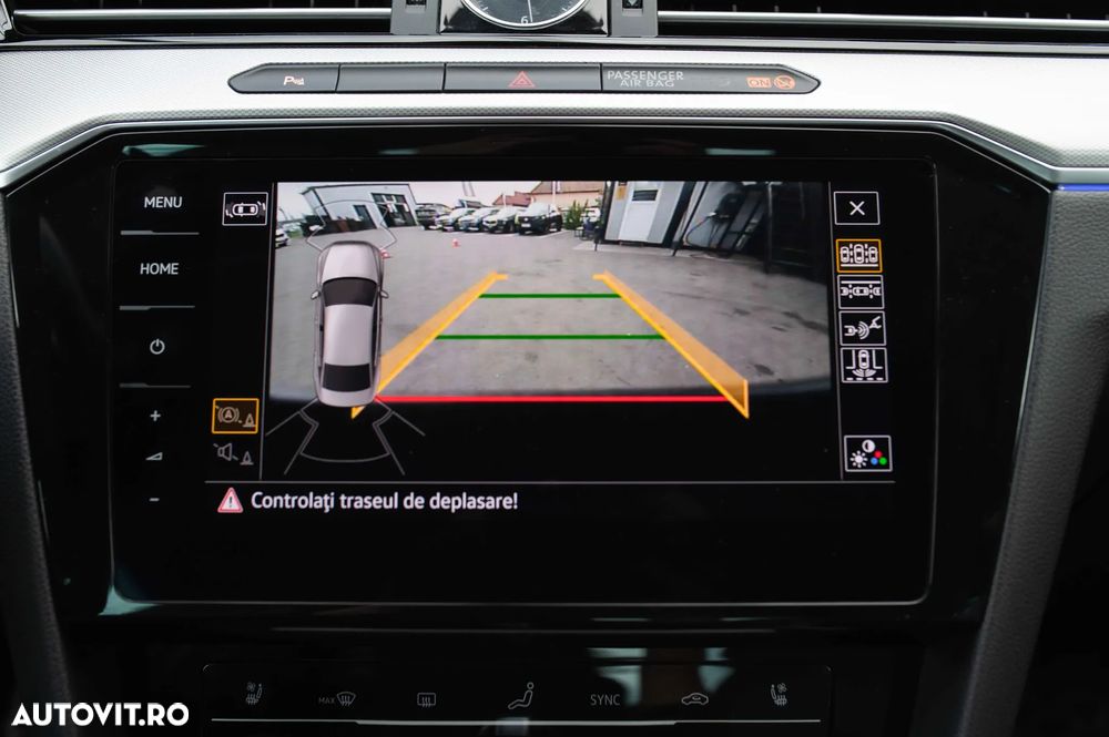 Volkswagen Passat 2.0 TDI DSG Highline - 30