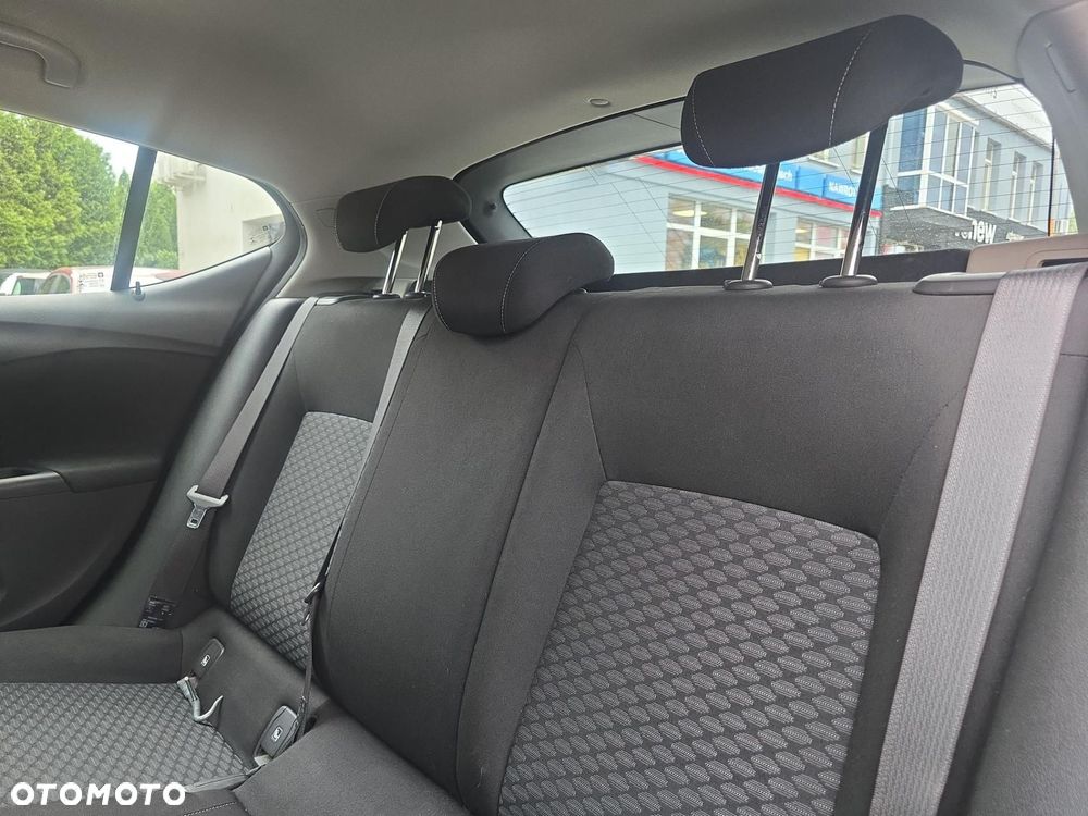 Opel Astra 1.4 T Enjoy - 17