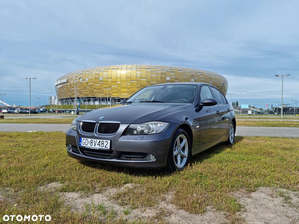 BMW Seria 3 320d DPF - 1