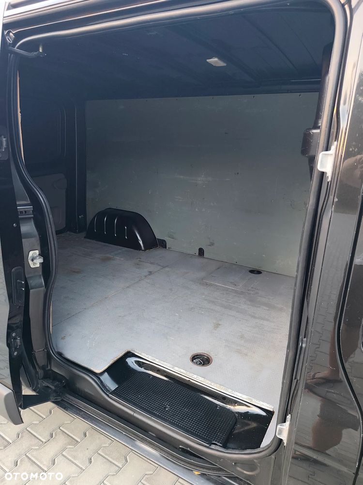 Renault Trafic - 17