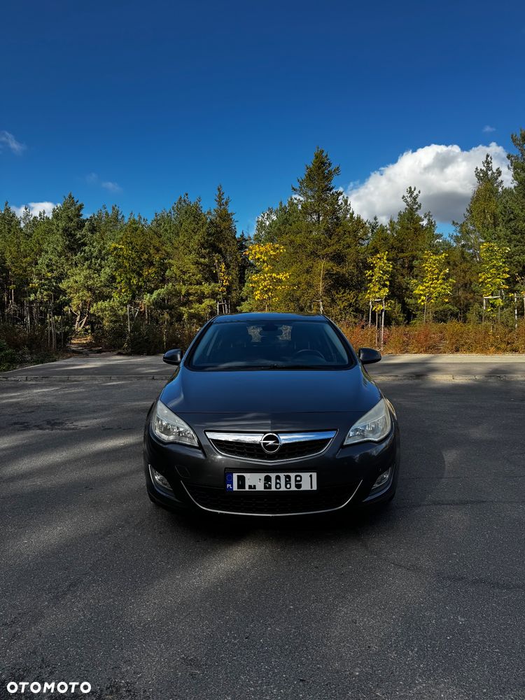 Opel Astra 1.4 T Cosmo - 2