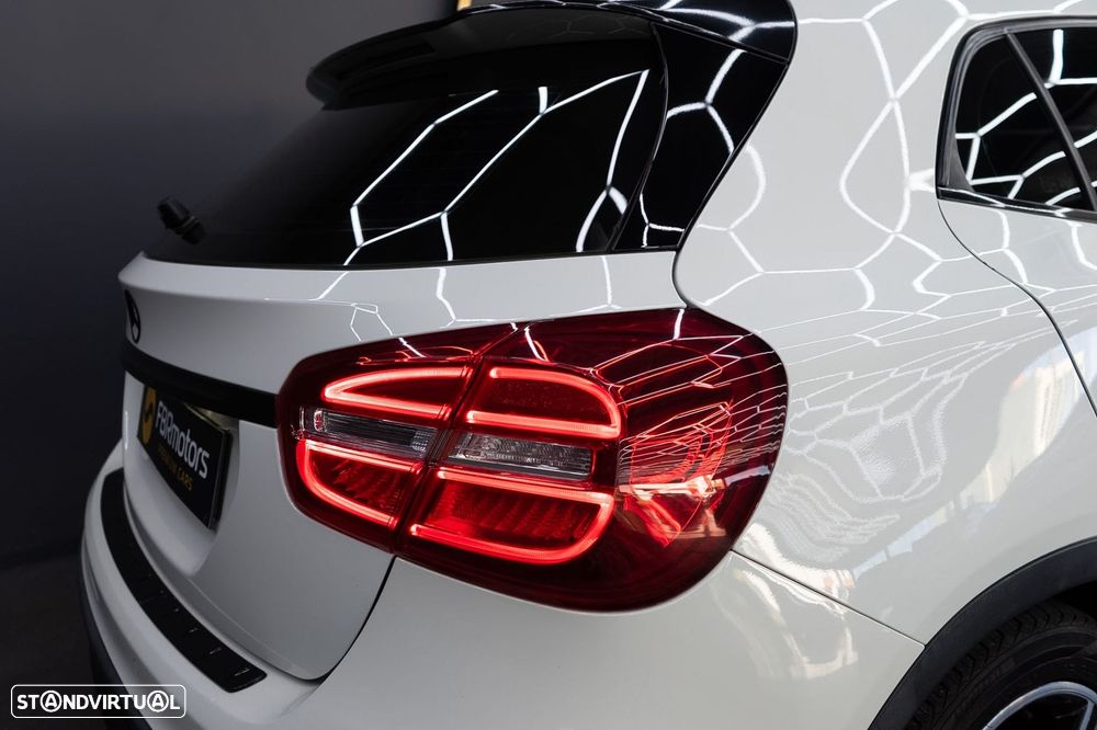 Mercedes-Benz GLA 220 d AMG Line - 15