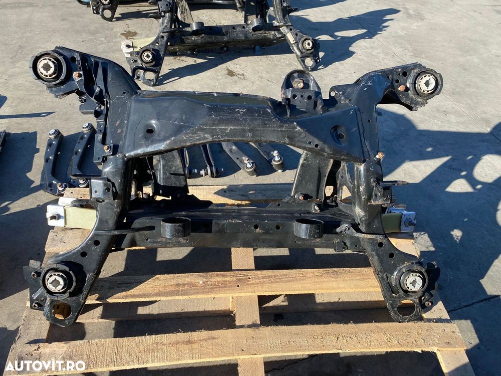 Punte spate 2x4 VOLVO XC90 XC60 V90 V90 CC V60 V60 CC 32221609 - 1