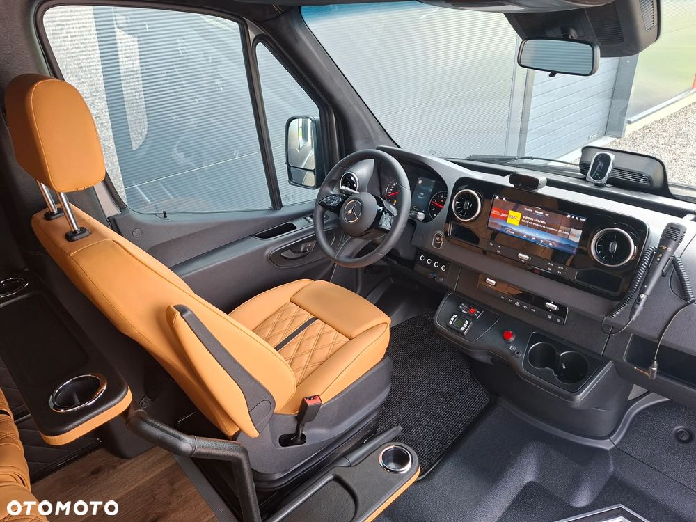 Mercedes-Benz Sprinter 519  rocznik 2026 - 12