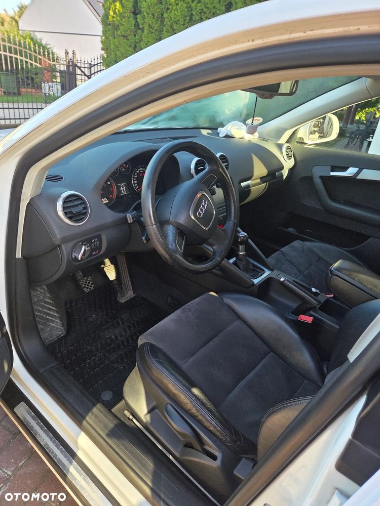 Audi A3 Sportback 1.8 TFSI Ambition - 6