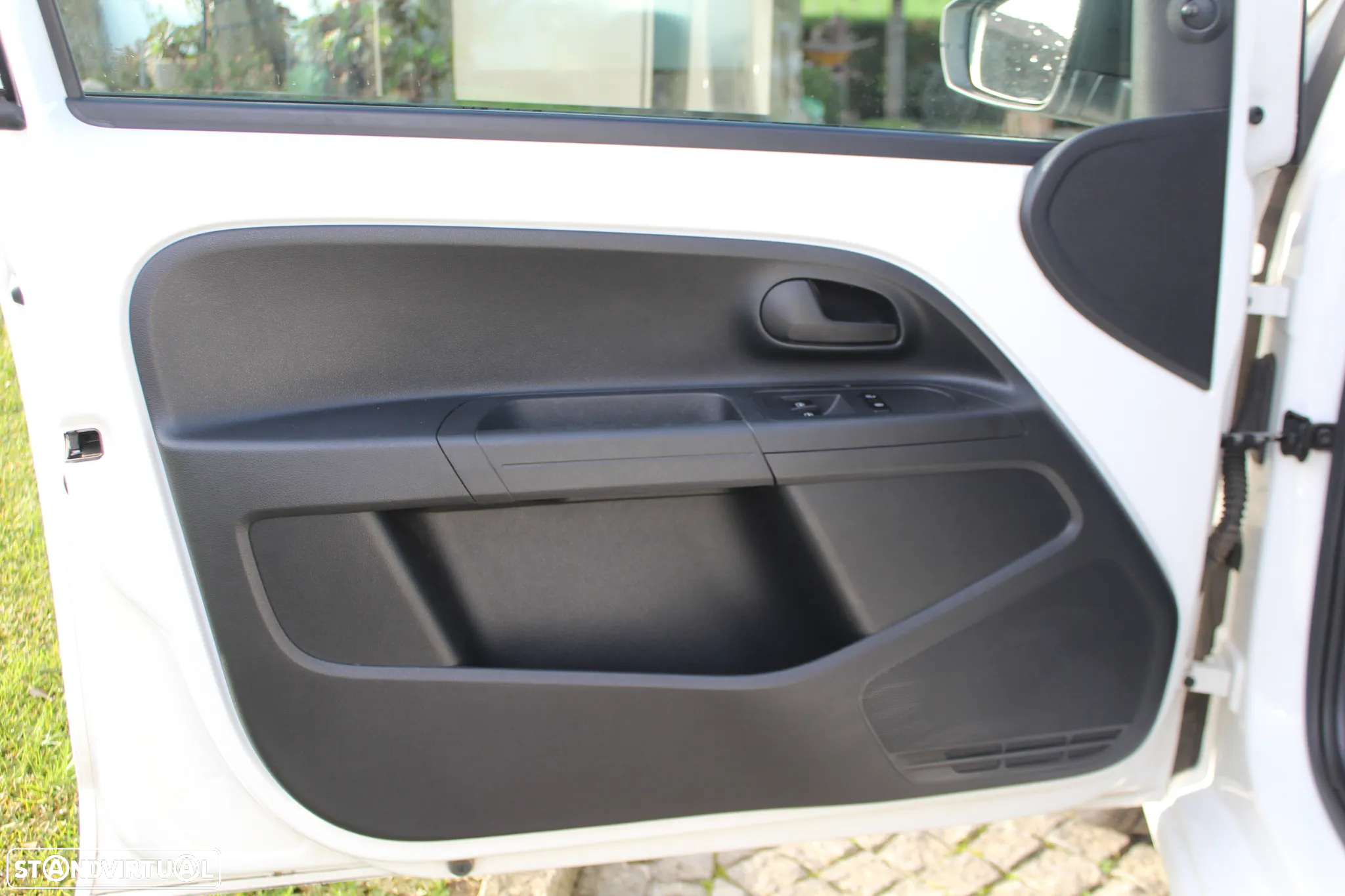 VW Up! 1.0 BMT Move - 8