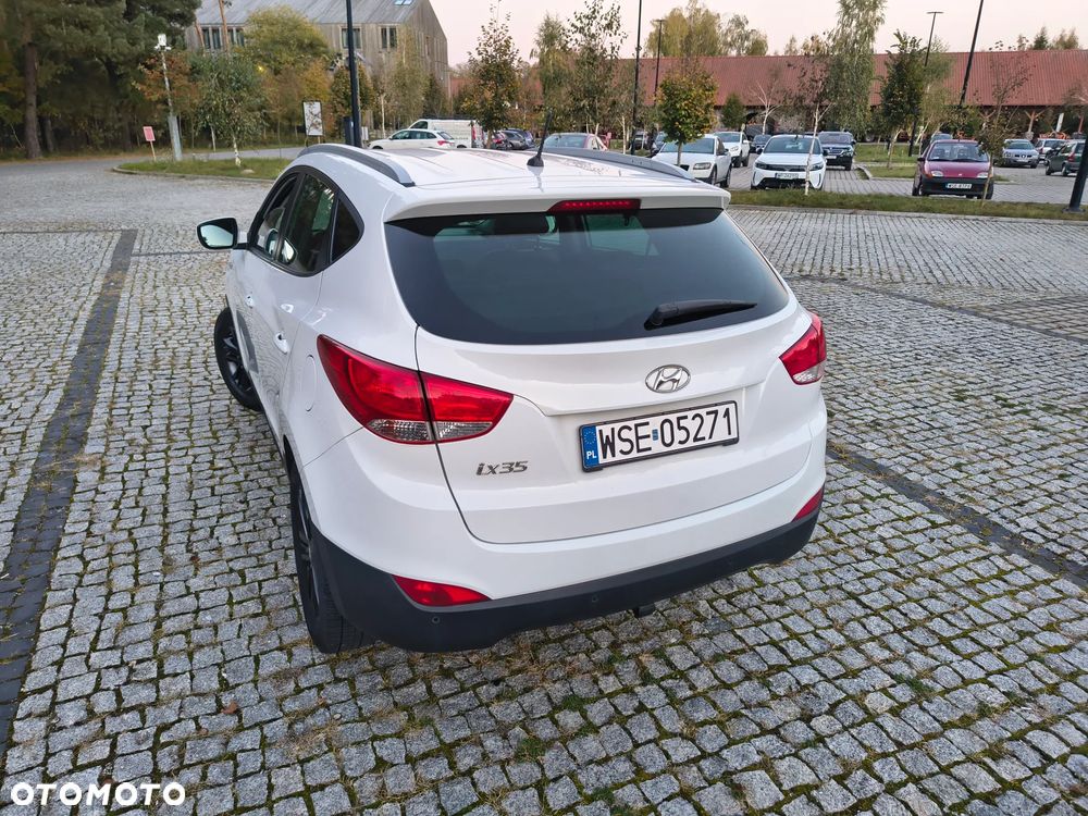 Hyundai ix35 blue 1.6 2WD Finale Silver - 12