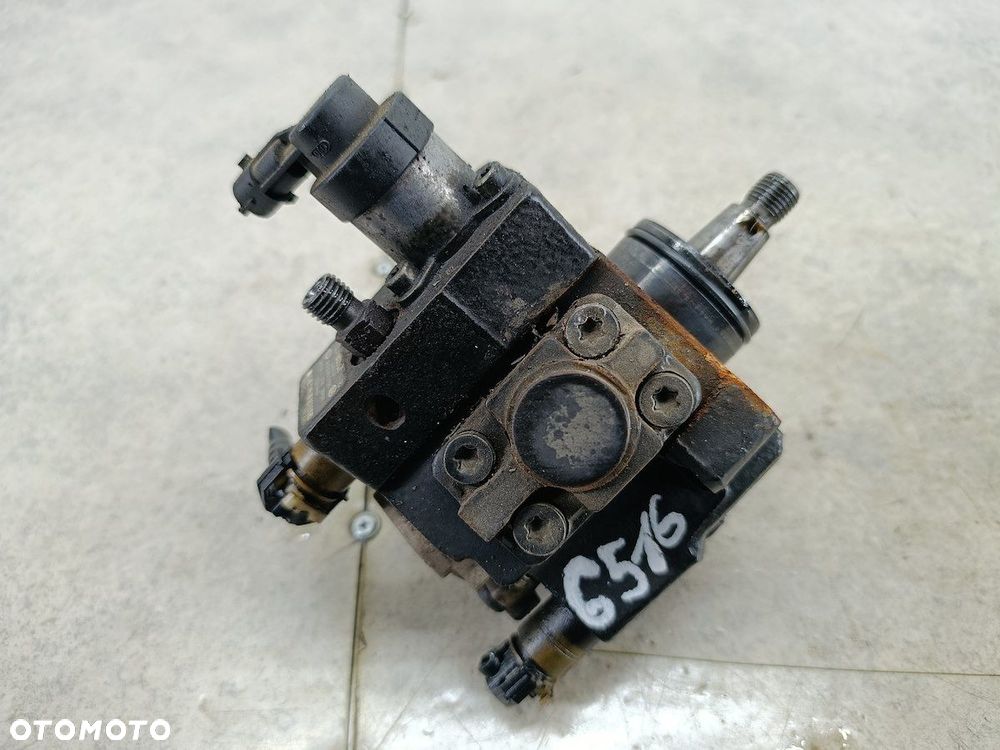 POMPA WTRYSKOWA HYUNDAI H-1 II 33100-4A420 0445010207  BOSCH 2.5 CRDI - 5