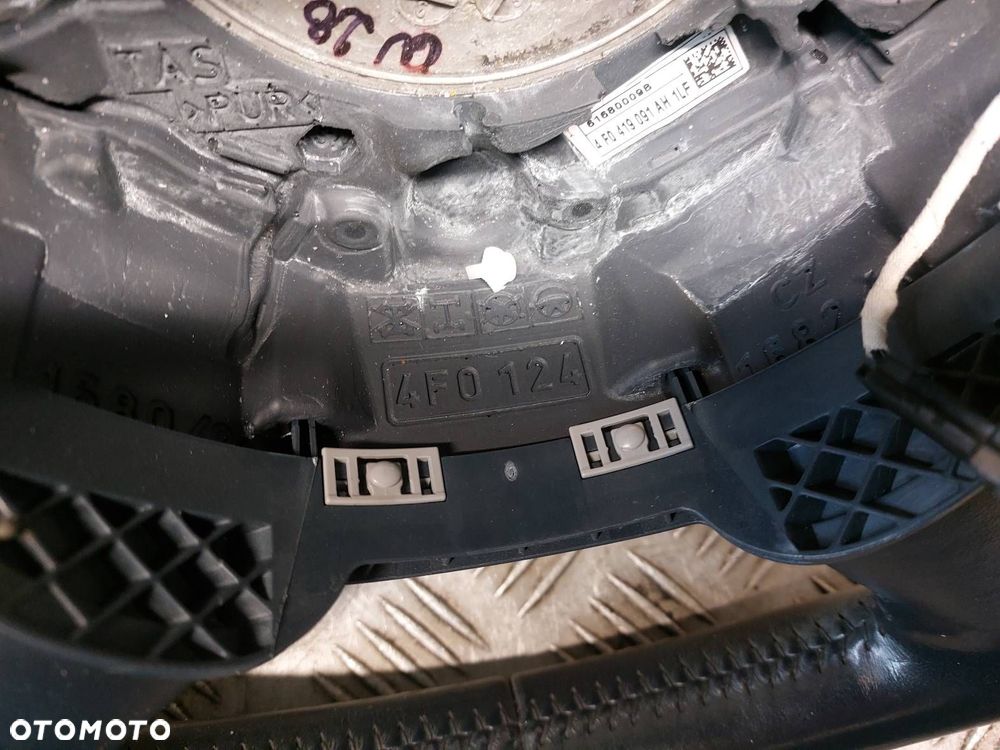 KIEROWNICA AUDI A6 C6 4F0419091AH - 9