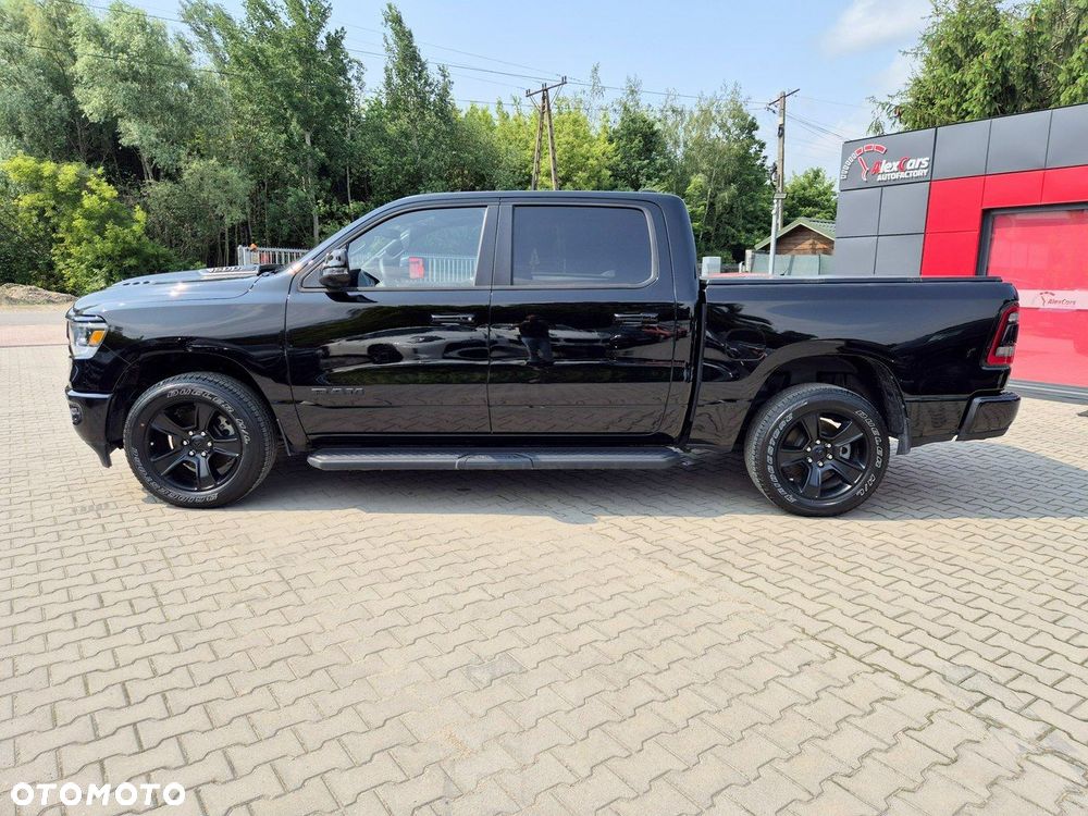 RAM 1500 Crew Cab Sport - 16