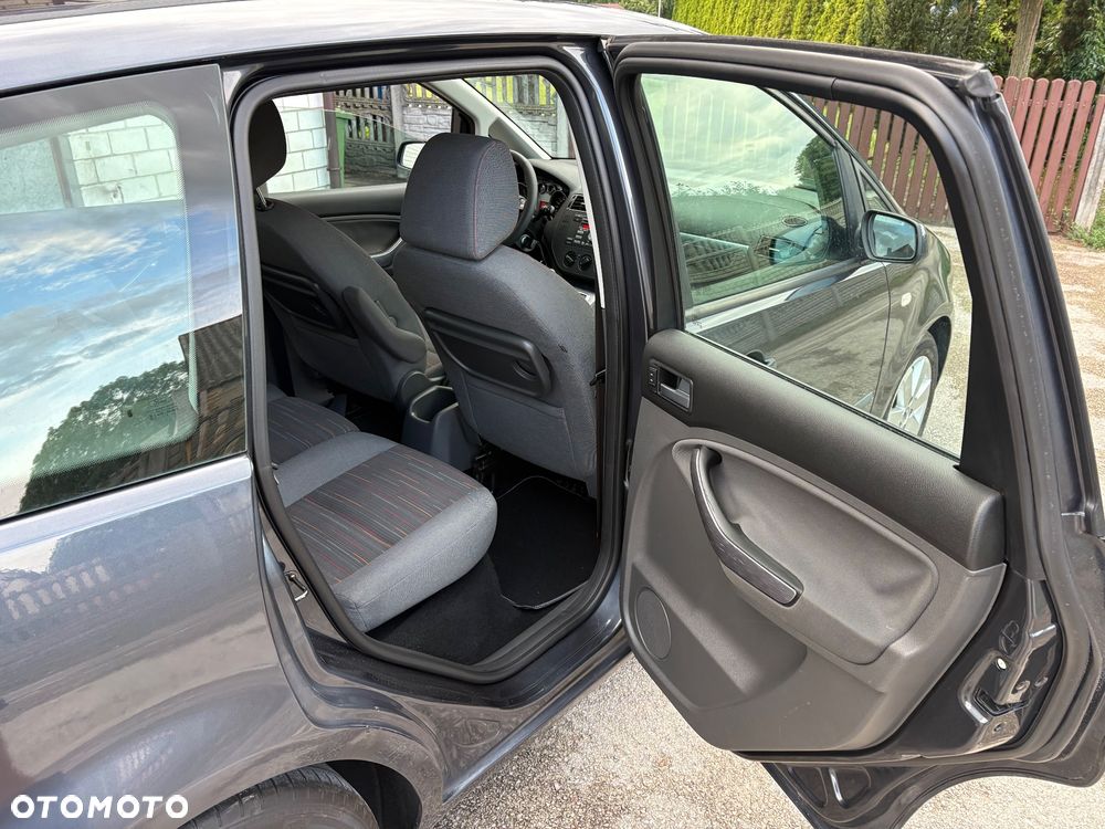 Ford Focus C-Max - 32