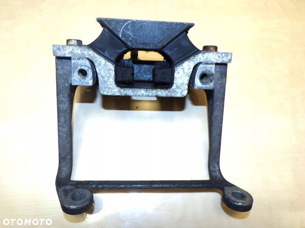 MASTER 3 MOVANO NV400 2.3 10- ŁAPA PODUSZKA PODPORA SKRZYNI BIEGÓW - 4