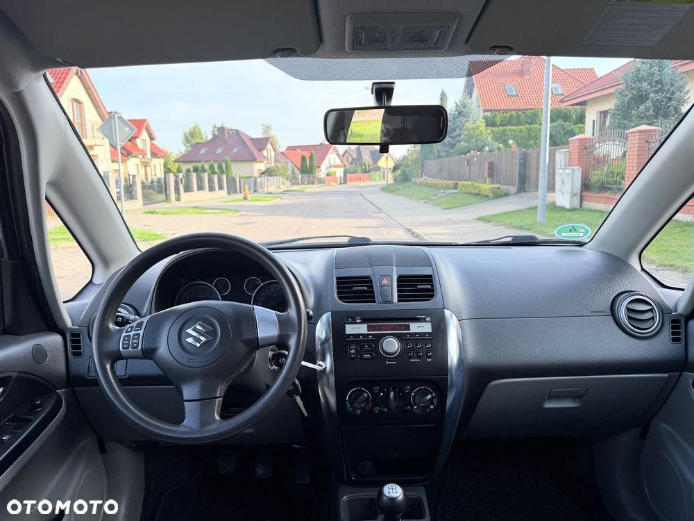 Suzuki SX4 - 18