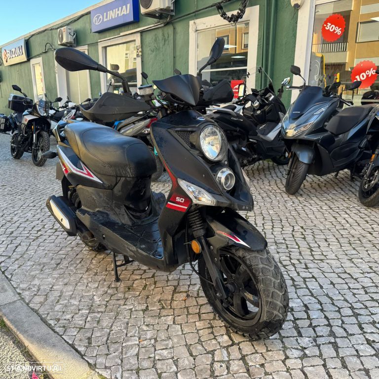 Sym FIDDLE CROX 50 - 6