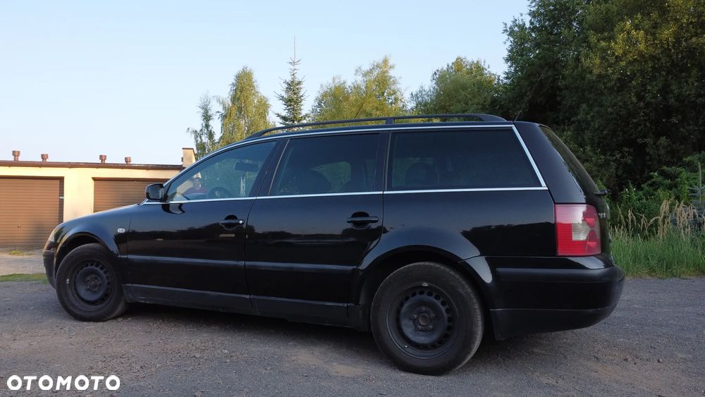 Volkswagen Passat 1.9 TDI Comfortline - 6