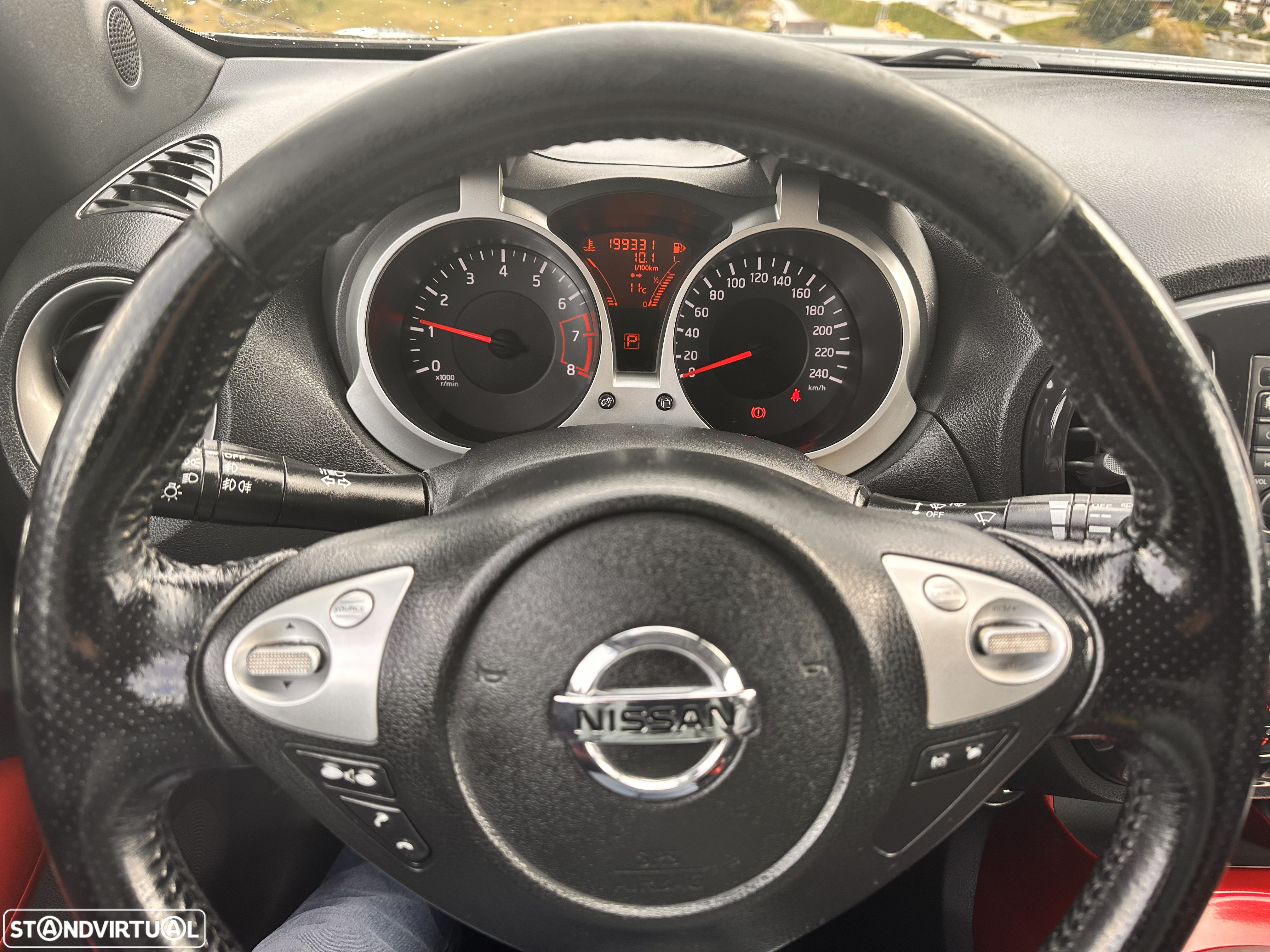 Nissan Juke 1.6 DIG-T Tekna S P.Ext.2 Red D..Xtronic - 6