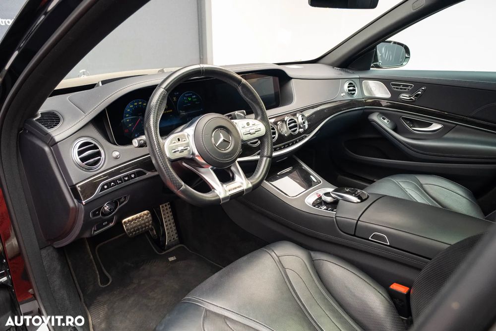 Mercedes-Benz S - 9