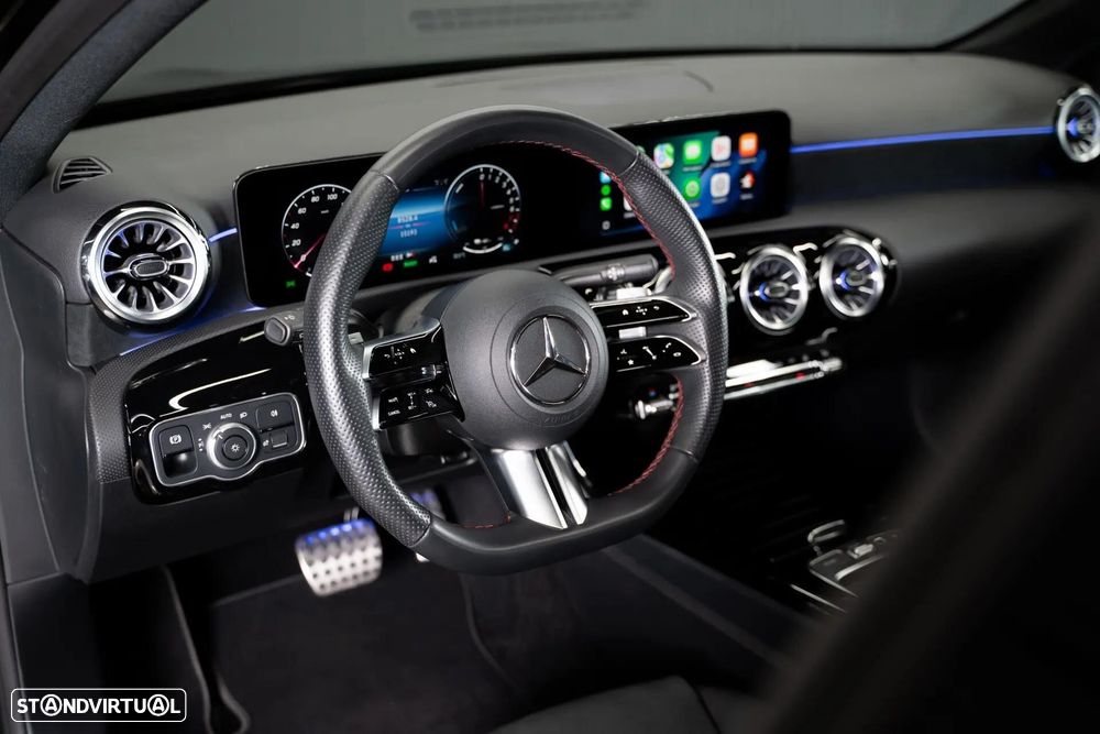 Mercedes-Benz A 250 e AMG Line - 19