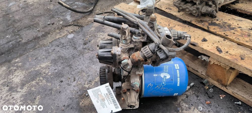 ZAWÓR POWIETRZA MERCDES-BENZ AXOR 2528L - 7