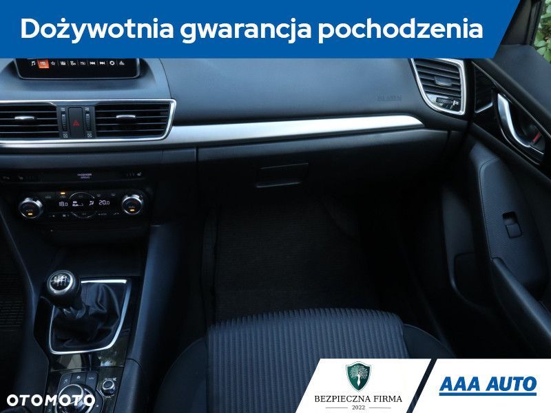 Mazda 3 - 10