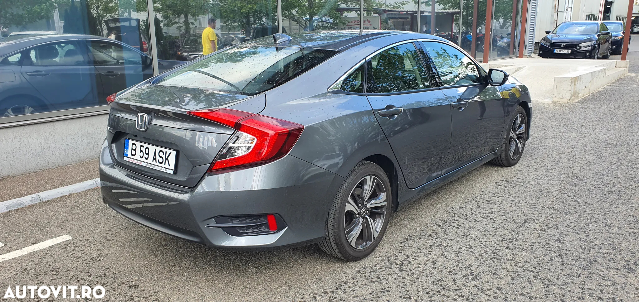 Honda Civic Sedan 1.5 VTEC Turbo Elegance Navi - 10