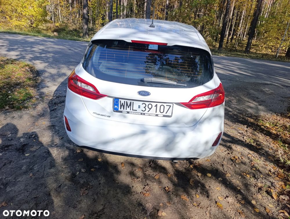 Ford Fiesta 1.5 TDCi Connected - 24