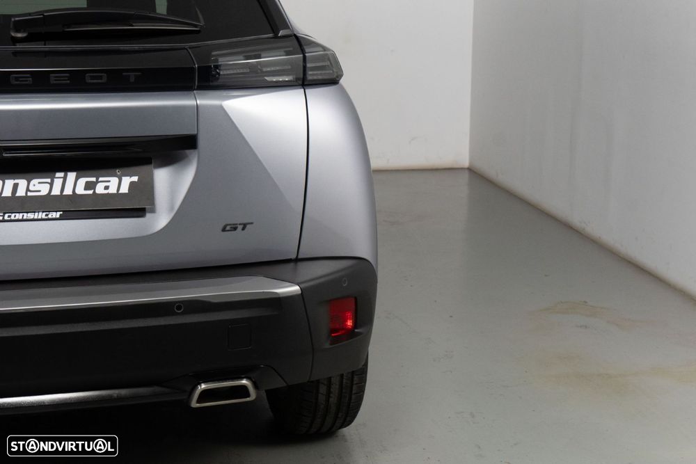 Peugeot 2008 1.2 PureTech GT EAT8 - 17