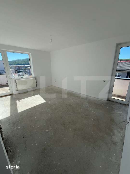 Apartament semifinisat, decomandat, terasa de 53 mp, zona Eroilor — fotografia 1