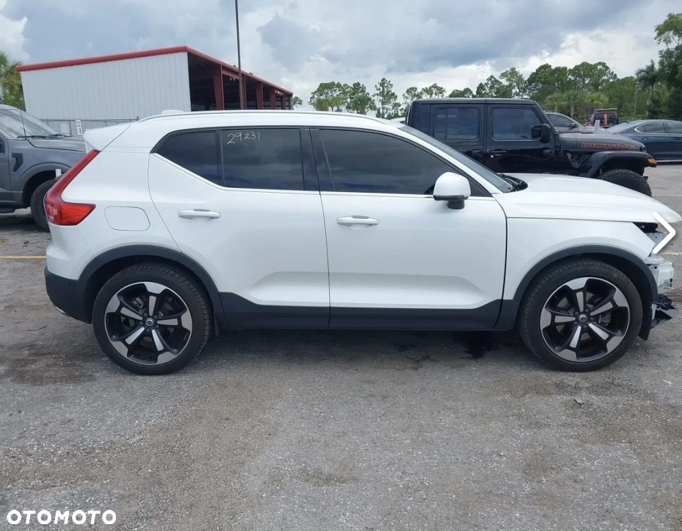 Volvo XC 40 T5 AWD Inscription - 1