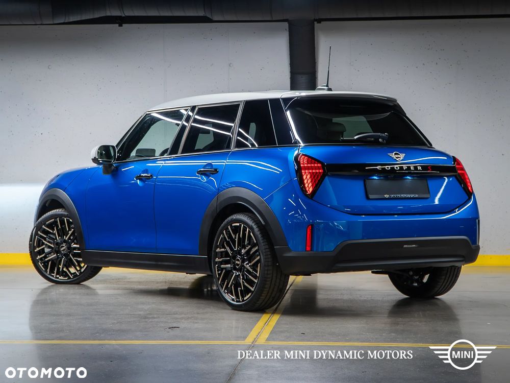 MINI Cooper S Favoured Trim - 7