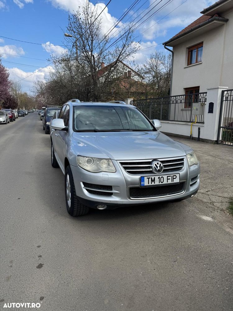 Volkswagen Touareg - 2
