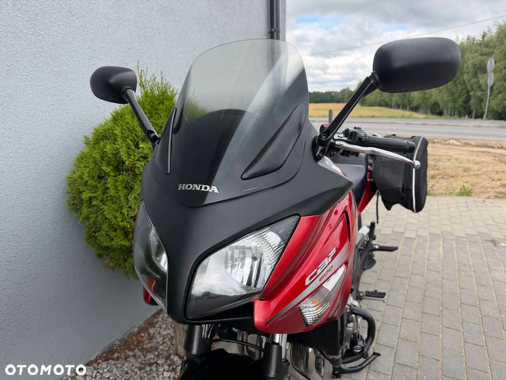 Honda CBF - 38