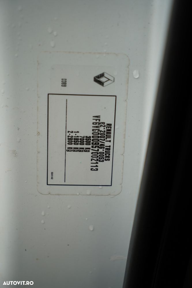 Renault MASTER / BASCULATOR SPATE / 3 LOCURI / DOUĂ TRANSMISII / MANUALĂ / IMPORTATĂ / - 38