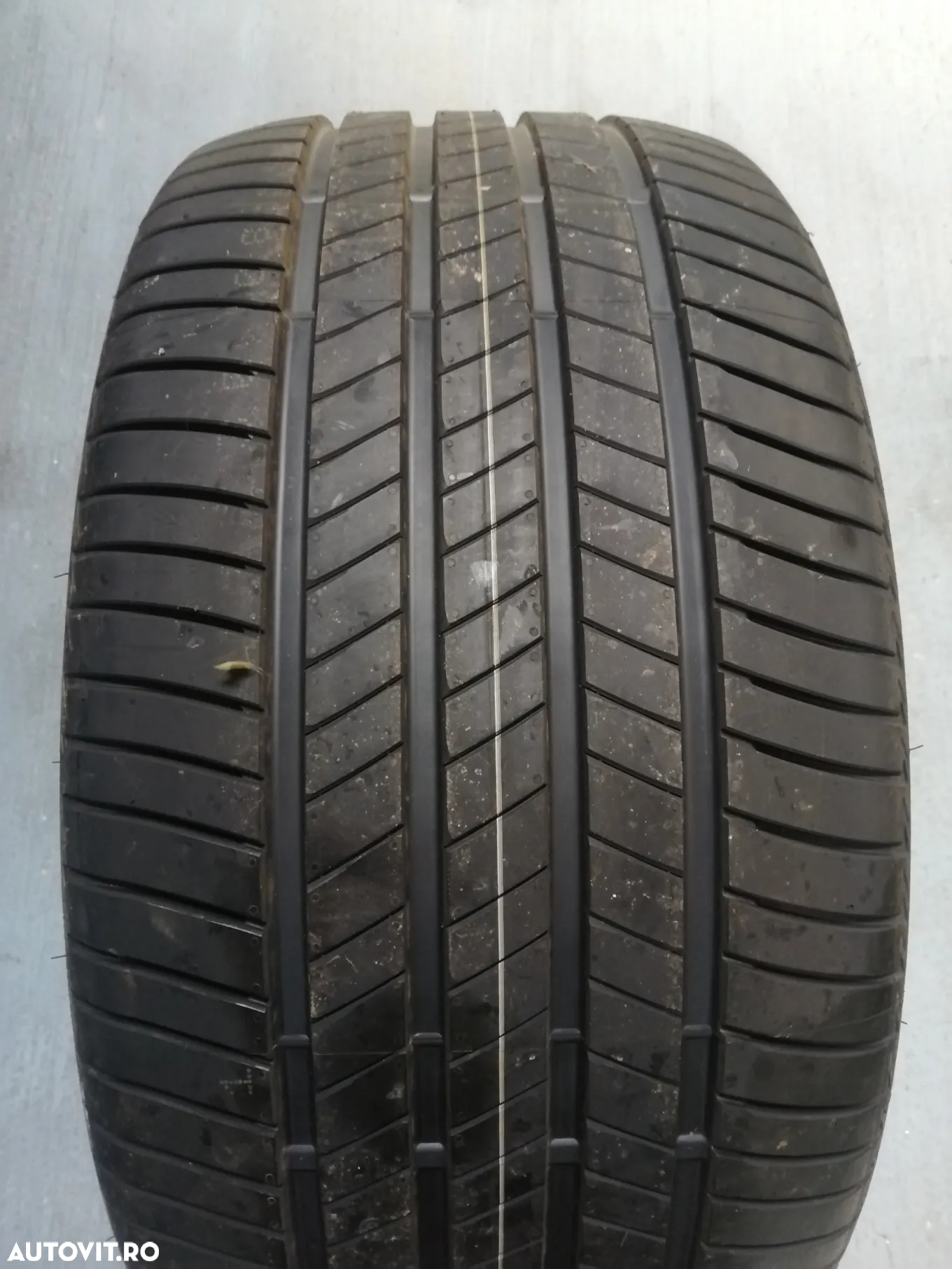 Anvelope noi vara 295/40/21 Bridgestone T005 111YXL - 2