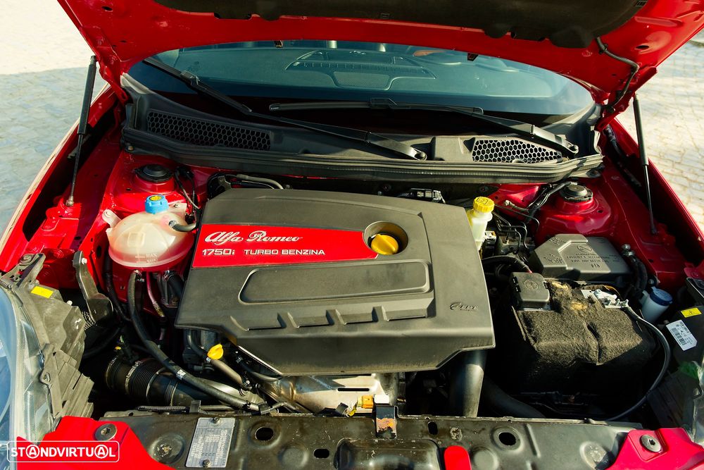 Alfa Romeo Giulietta 1.8 TBi 16V Quadrifoglio Verde - 26