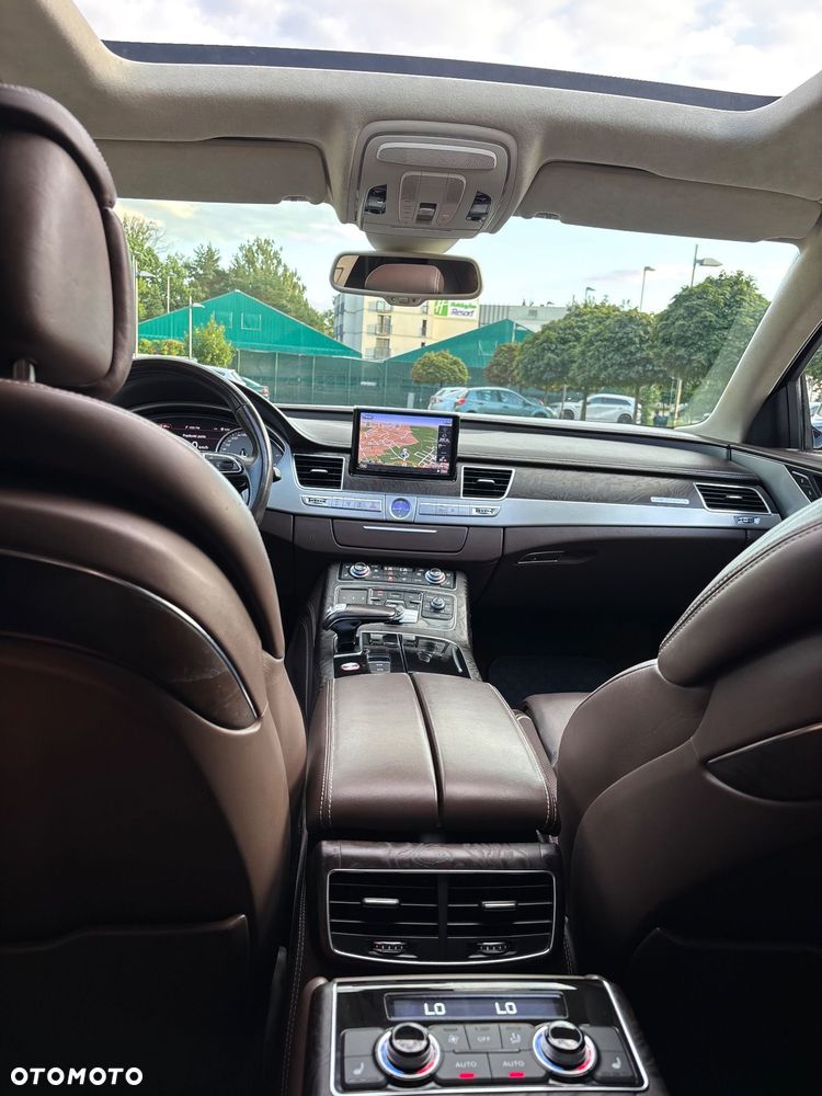 Audi S8 - 28