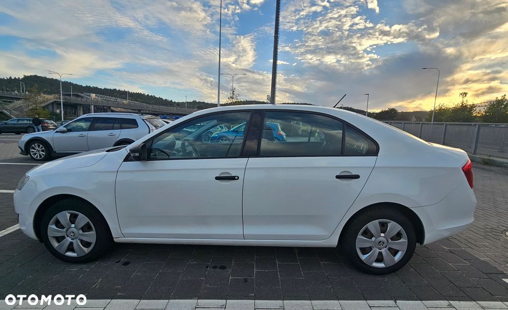 Skoda Rapid 2015 photo 5