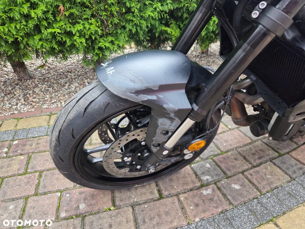 Yamaha MT - 16