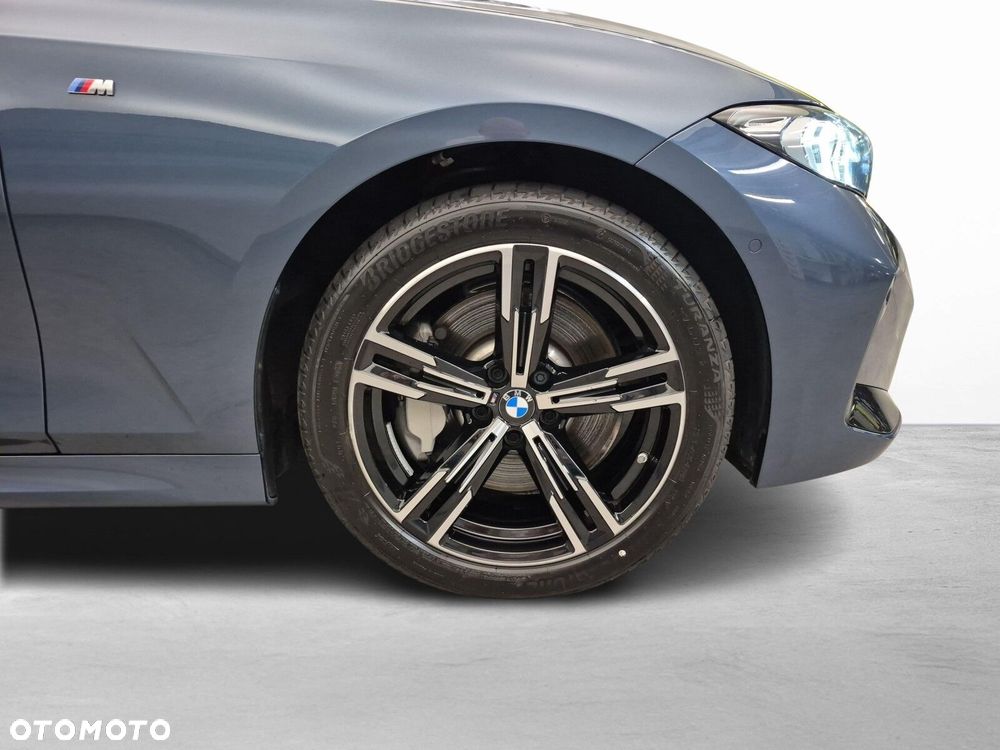 BMW Seria 3 330i xDrive M Sport sport - 10