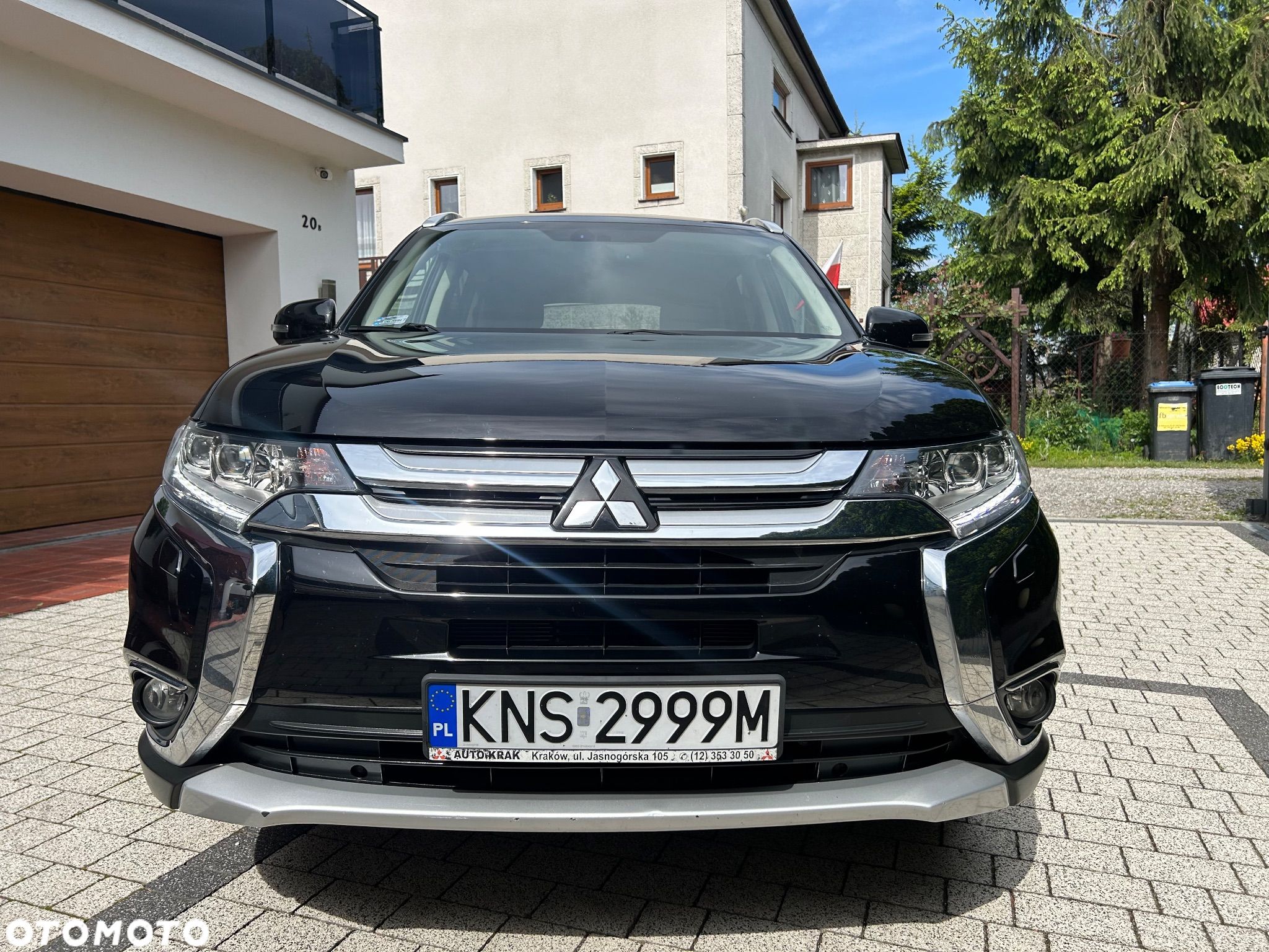 Mitsubishi Outlander 2.0 Instyle + 4WD CVT - 1