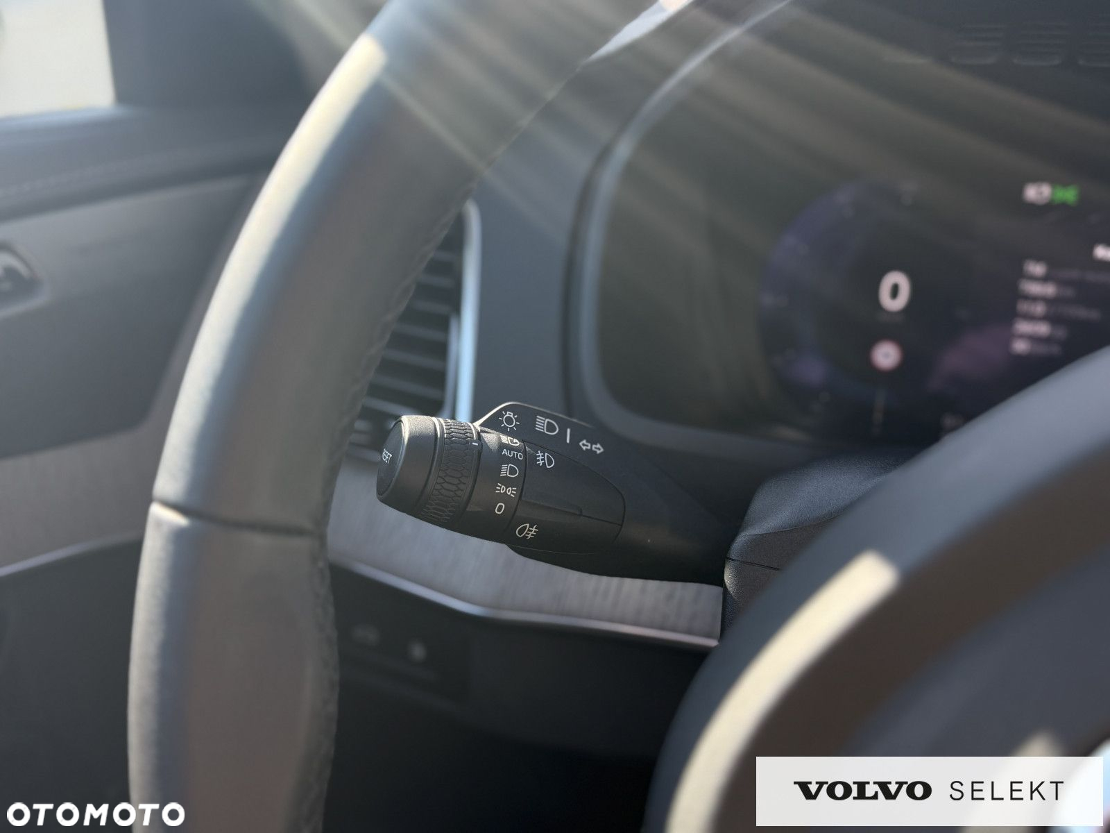 Volvo XC 90 - 22