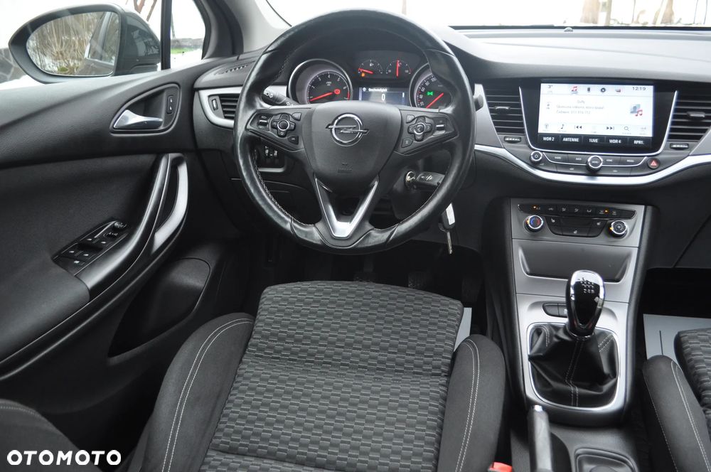 Opel Astra 1.4 Turbo Edition - 20