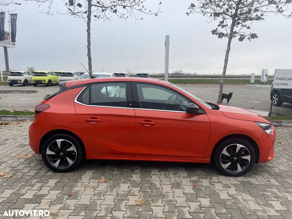 Opel Corsa e Elegance - 8